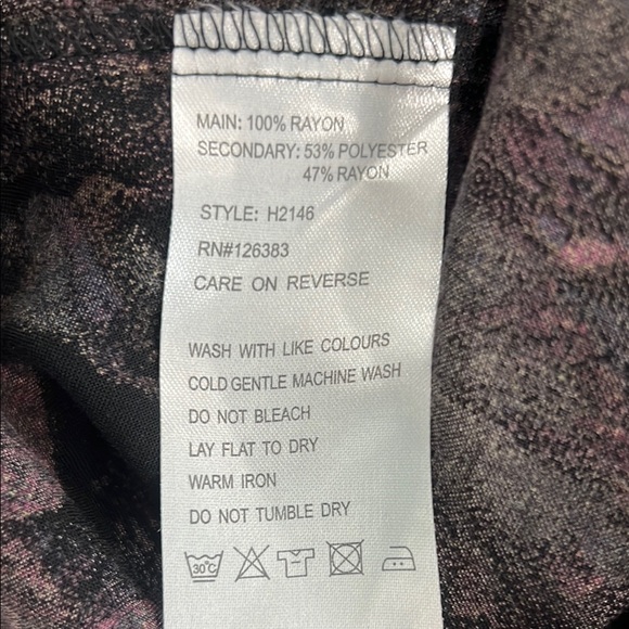 Multicolor Long Sleeve Top - Picture 5 of 9